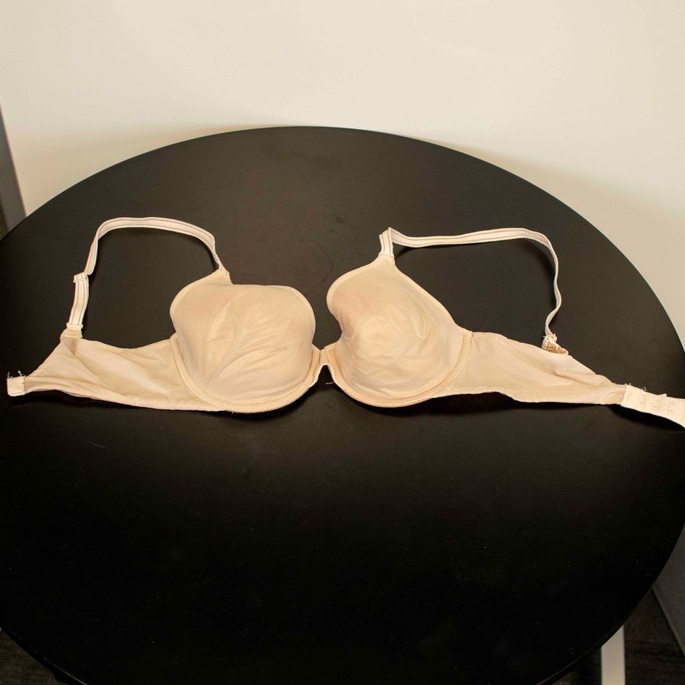Victoria’s Secret Lined Perfect Coverage Nude Bra